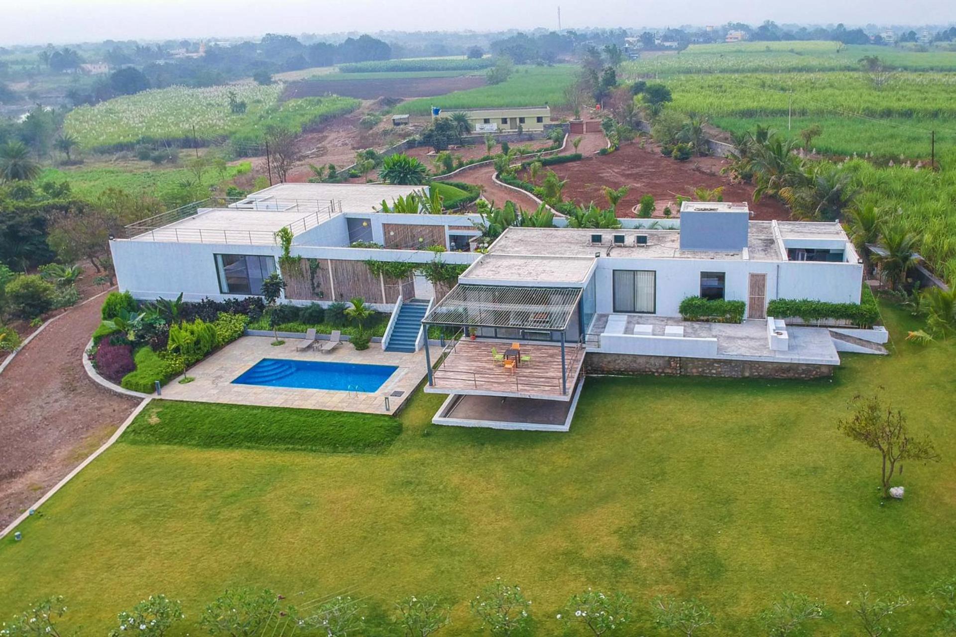 Open House By Stayvista - Nestled In Nature, Featuring A Swimming Pool & Expansive Lawn For A Serene Retreat Shikrapur المظهر الخارجي الصورة